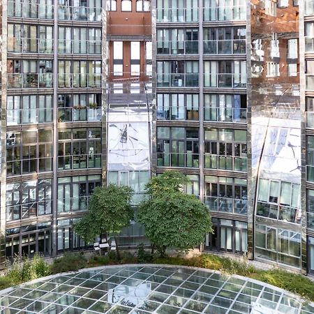 Gasometer Apartment - Designer Building With Amazing View Vienna Esterno foto
