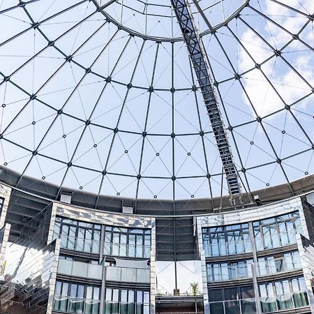 Gasometer Apartment - Designer Building With Amazing View Vienna Esterno foto