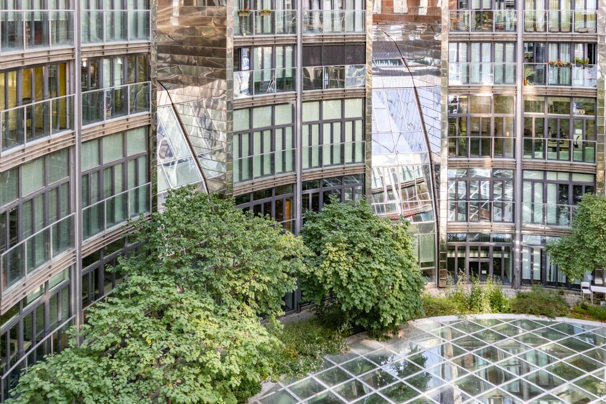 Gasometer Apartment - Designer Building With Amazing View Vienna Esterno foto